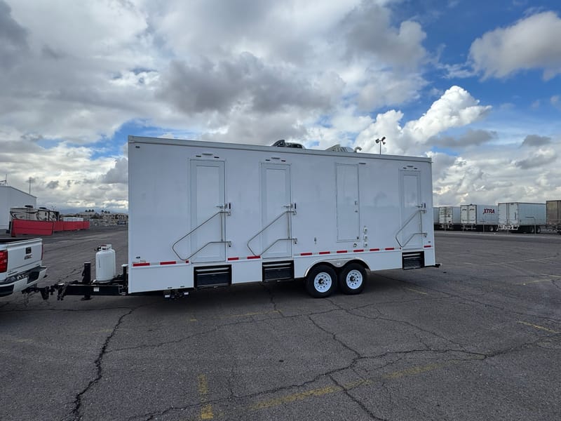 8-Stall Shower Trailer
